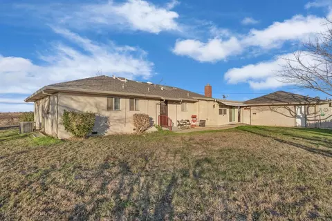 10726 E Harney Ln, Lodi, CA 95240 photo 42