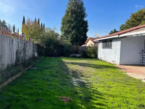 926 Lencoe Dr, Stockton, CA 95210 photo 32