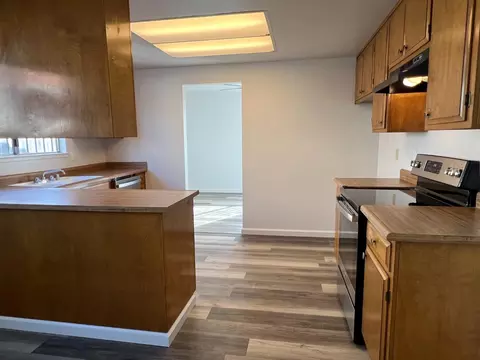 926 Lencoe Dr, Stockton, CA 95210 photo 9