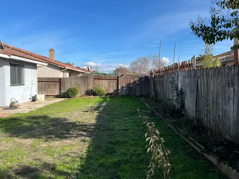 926 Lencoe Dr, Stockton, CA 95210 photo 33