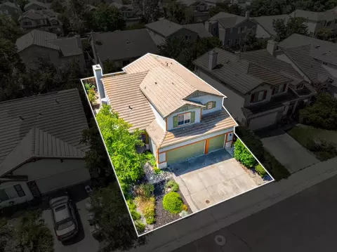 View/Area - 1561 Pinnacles Pl, Davis, CA 95616 photo 7 of 10