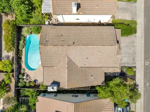 View/Area - 1561 Pinnacles Pl, Davis, CA 95616 photo 8 of 10