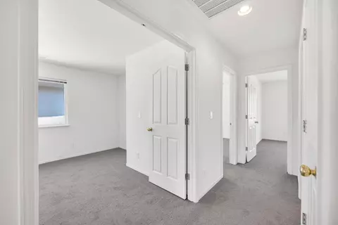 Entry Way - 1561 Pinnacles Pl, Davis, CA 95616 photo 8 of 9