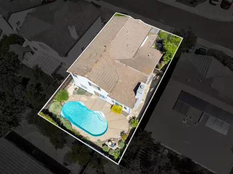 View/Area - 1561 Pinnacles Pl, Davis, CA 95616 photo 9 of 10