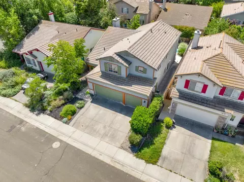 View/Area - 1561 Pinnacles Pl, Davis, CA 95616 photo 5 of 10