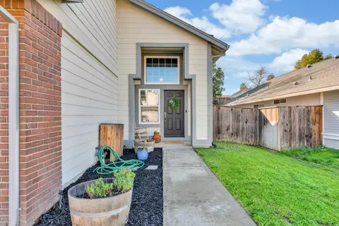 8318 Rambleton Way, Antelope, CA 95843 photo 3