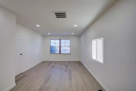 220 E 23rd St, Merced, CA 95340 photo 22