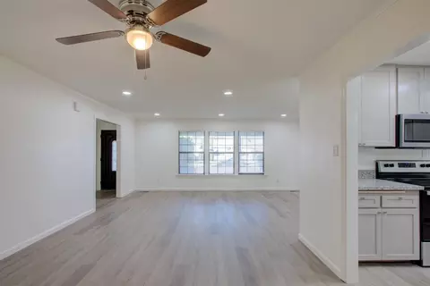 220 E 23rd St, Merced, CA 95340 photo 17