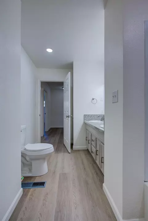 220 E 23rd St, Merced, CA 95340 photo 29
