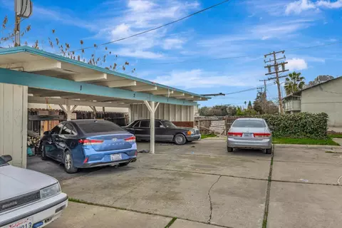 614 E Yorkshire Dr, Stockton, CA 95207 photo 27