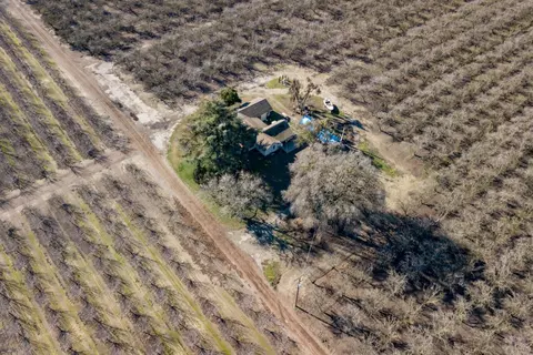 5942 Roeding Rd, Hughson, CA 95326 photo 17