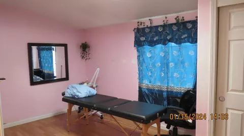 2370 E Vine St, Stockton, CA 95205 photo 5
