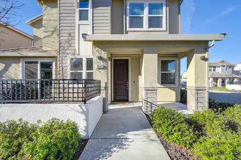 4847 Holden Dr, Rocklin, CA 95677 photo 3