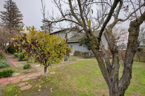 465 Hanover Ave, Turlock, CA 95382 photo 31
