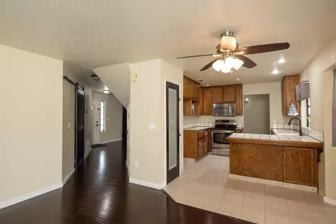 1913 Walnut Tree Dr, Modesto, CA 95355 photo 14
