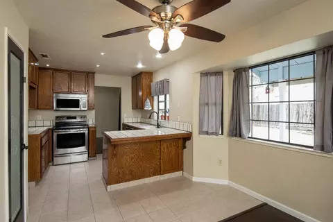 1913 Walnut Tree Dr, Modesto, CA 95355 photo 13