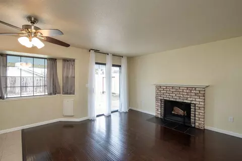 1913 Walnut Tree Dr, Modesto, CA 95355 photo 10