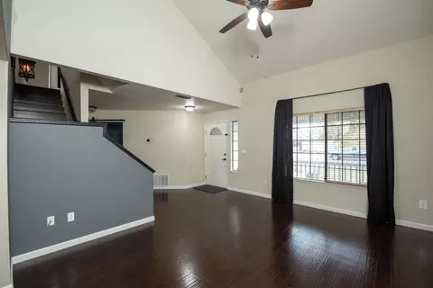 1913 Walnut Tree Dr, Modesto, CA 95355 photo 3