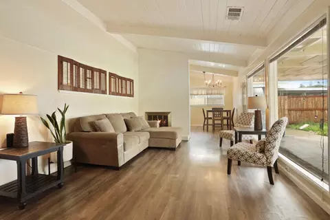 6511 Williamsburg Pl, Stockton, CA 95207