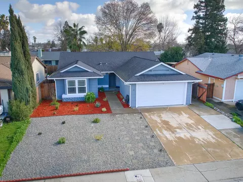 27 Bluewind Ct, Sacramento, CA 95838