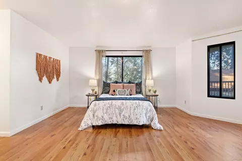 Bedroom - 442 Pine St, Grass Valley, CA 95945 photo 2 of 4