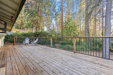 Exterior - 442 Pine St, Grass Valley, CA 95945 photo 22 of 31