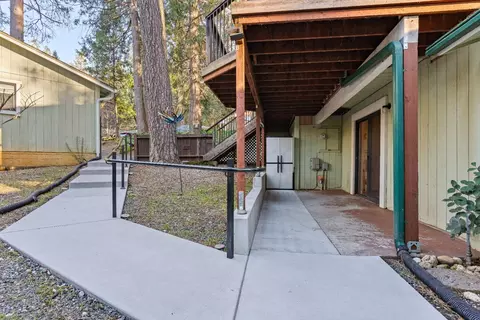 Exterior - 442 Pine St, Grass Valley, CA 95945 photo 18 of 31
