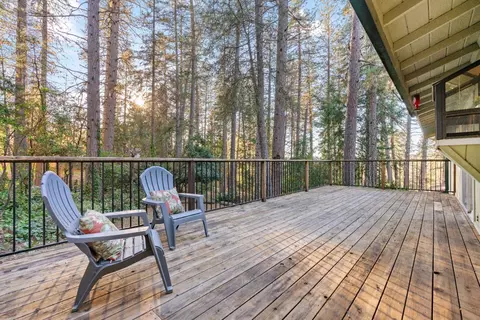 Exterior - 442 Pine St, Grass Valley, CA 95945 photo 2 of 31