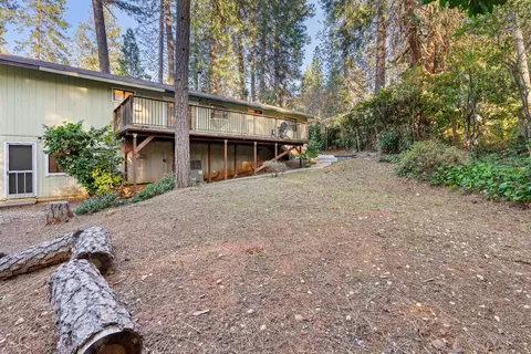 Exterior - 442 Pine St, Grass Valley, CA 95945 photo 3 of 31