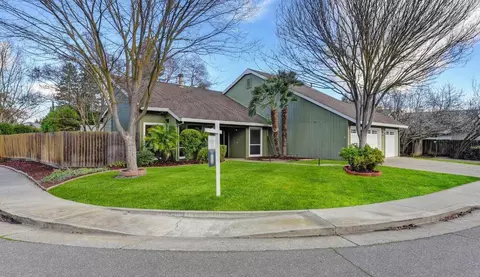 1302 Evans Ct, Davis, CA 95618 photo 2