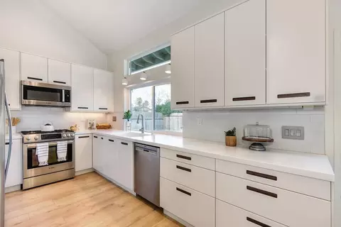 1302 Evans Ct, Davis, CA 95618 photo 12