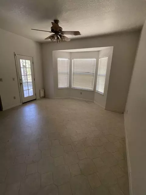Living - 159 Teal Ln, Galt, CA 95632 photo 1 of 2