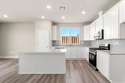 658 Gurmit Ct, Winters, CA 95694 photo 7