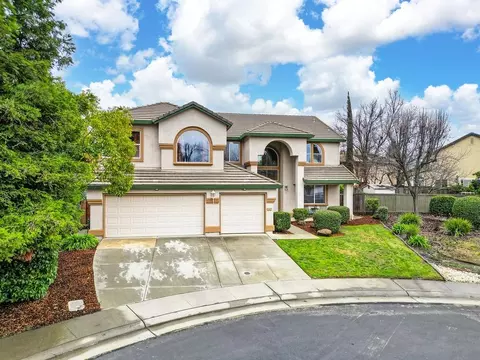 309 Sandstone Ct, Roseville, CA 95747