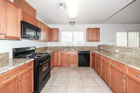 2887 N Drake Ave, Merced, CA 95348 photo 8