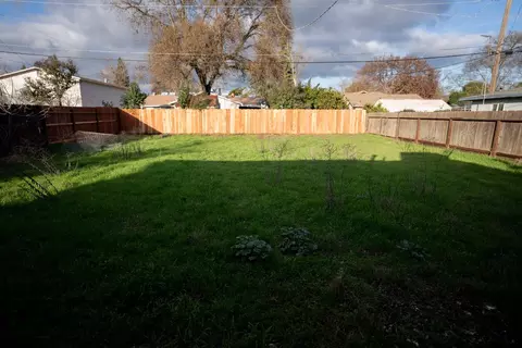1215 W Santa Fe Ave, Merced, CA 95340 photo 13