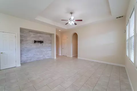 225 Spring Ave, Patterson, CA 95363 photo 8