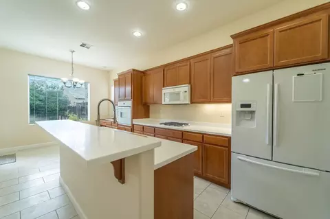 225 Spring Ave, Patterson, CA 95363 photo 9