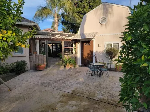 2530 Mooneyham Ct, Turlock, CA 95382 photo 2