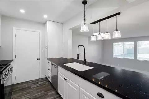131 Covena Ave, Modesto, CA 95354 photo 13