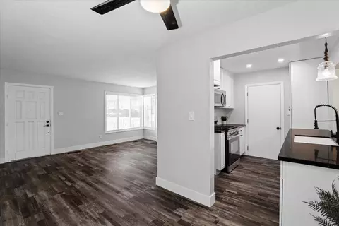 131 Covena Ave, Modesto, CA 95354 photo 11
