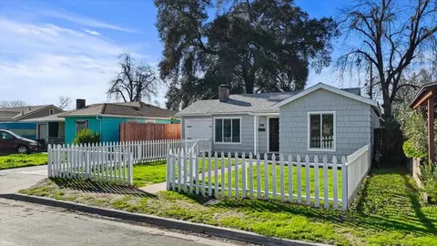 131 Covena Ave, Modesto, CA 95354 photo 3