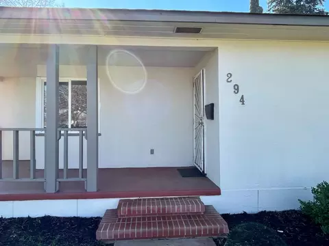 294 E 18th St, Merced, CA 95340 photo 3