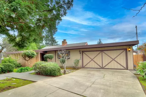 1718 Woodacre Ct, Carmichael, CA 95608 photo 4