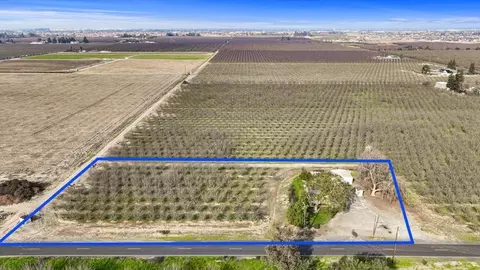 6477 E Veritas Rd, Manteca, CA 95337 photo 4