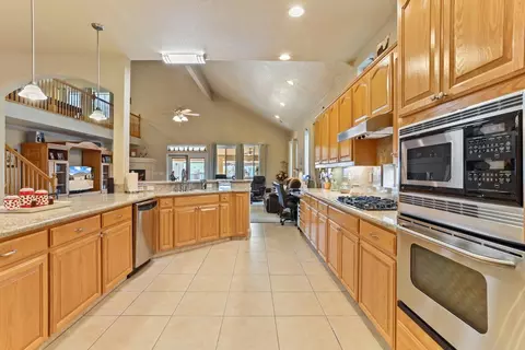 3403 Dewar Ln, Turlock, CA 95382 photo 11