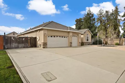 3403 Dewar Ln, Turlock, CA 95382 photo 2