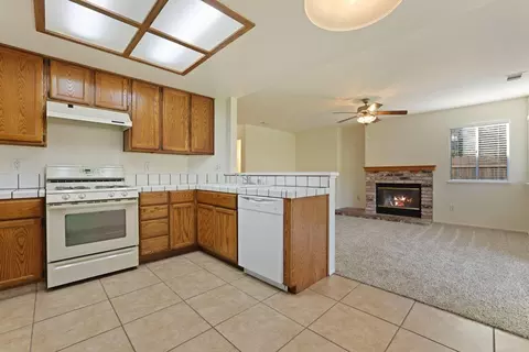 2305 Park Brae Way, Modesto, CA 95358 photo 9