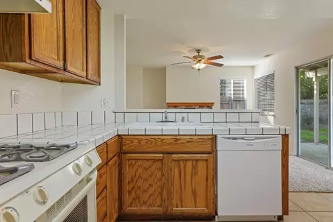 2305 Park Brae Way, Modesto, CA 95358 photo 10