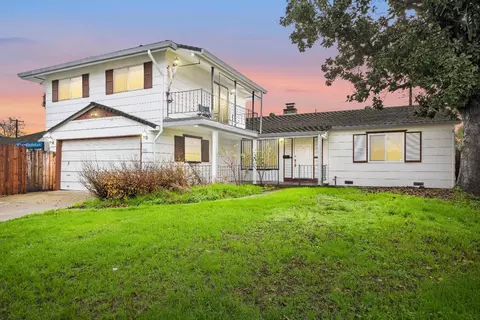 7549 East Pkwy, Sacramento, CA 95823